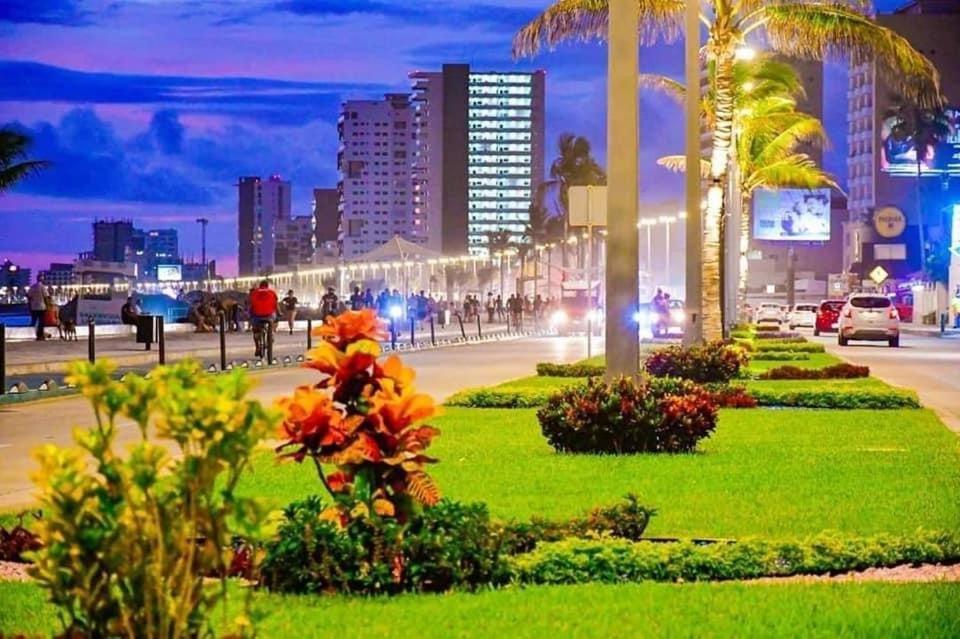 Villa Casa Brisa Y Departamentos! A 3 Min La Playa&Malecon Mazatlán Exterior foto