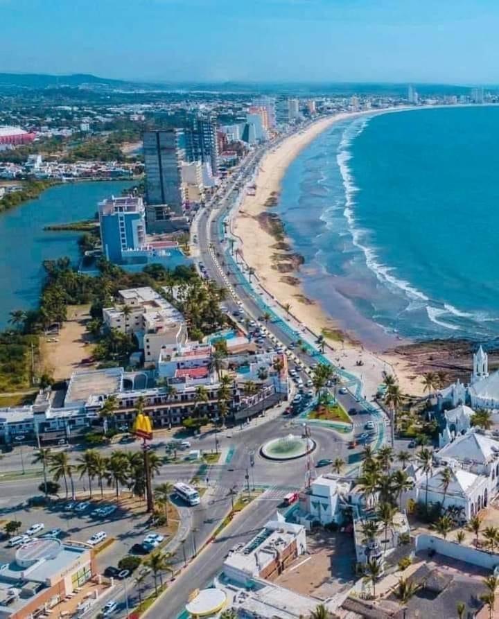 Villa Casa Brisa Y Departamentos! A 3 Min La Playa&Malecon Mazatlán Exterior foto